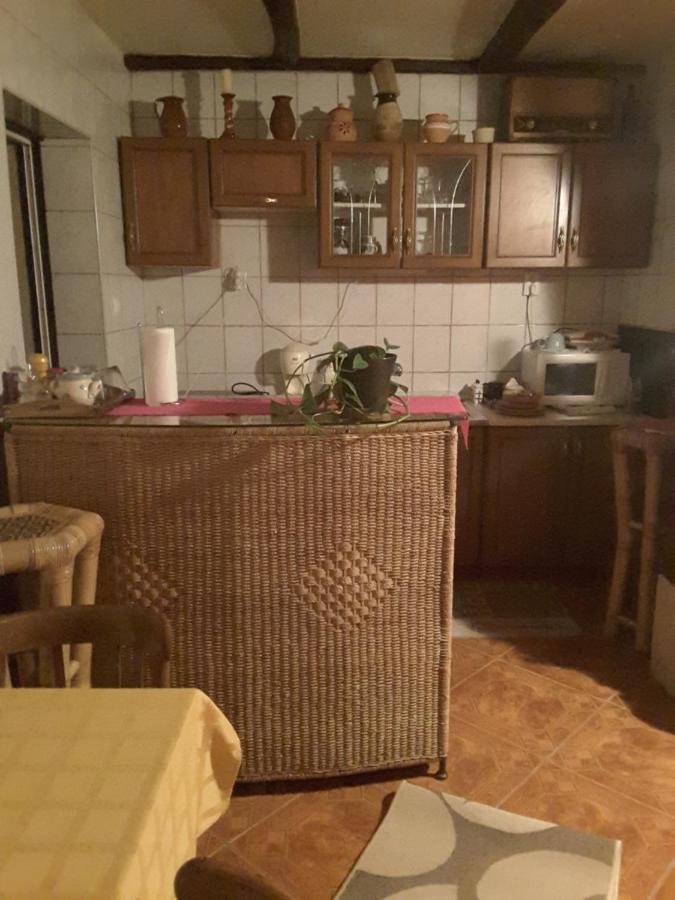 Ibolya Apartman Apartment Kano Bagian luar foto